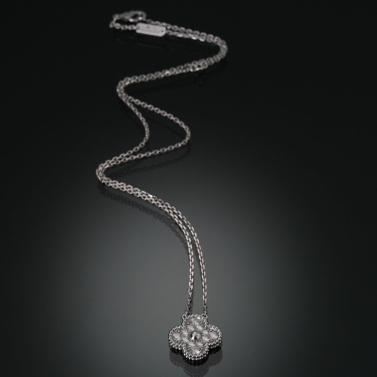Van Cleef & Arpels(USED)반클리프앤아펠 빈티지 알함브라 다이아 네크리스